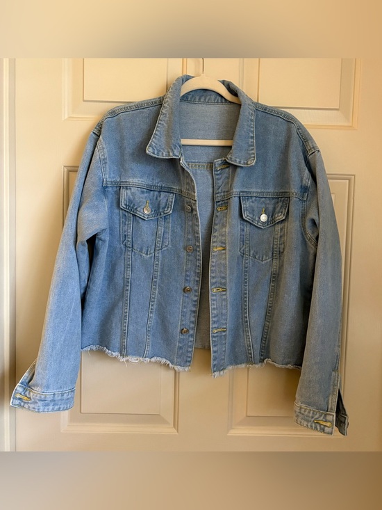 Jackets & Blazers - Oversized Cropped Light Wash Denim Jacket Raw Hem Inspired Heritage Americana